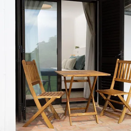 Апартаменты Club 109 *